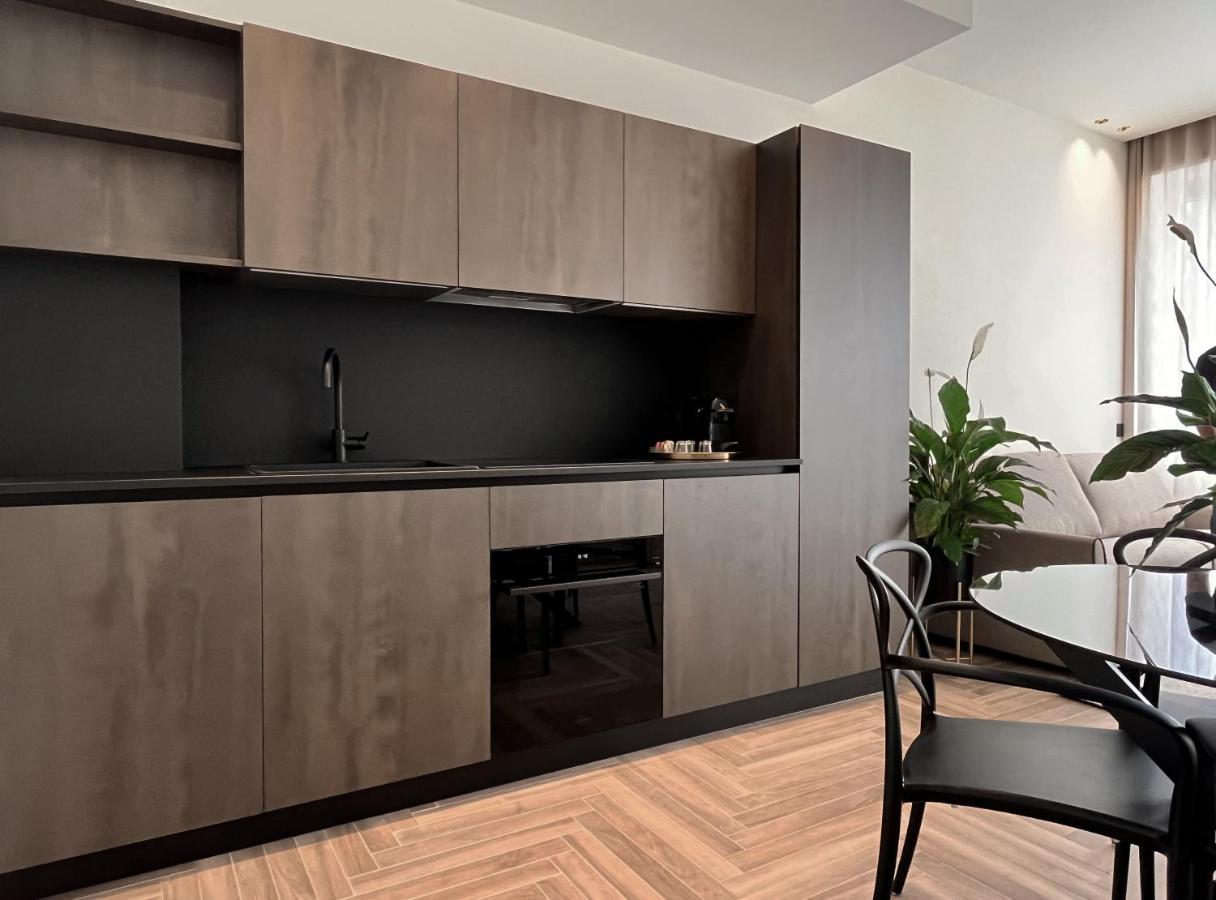 Yls Luxury Suites Милан Экстерьер фото